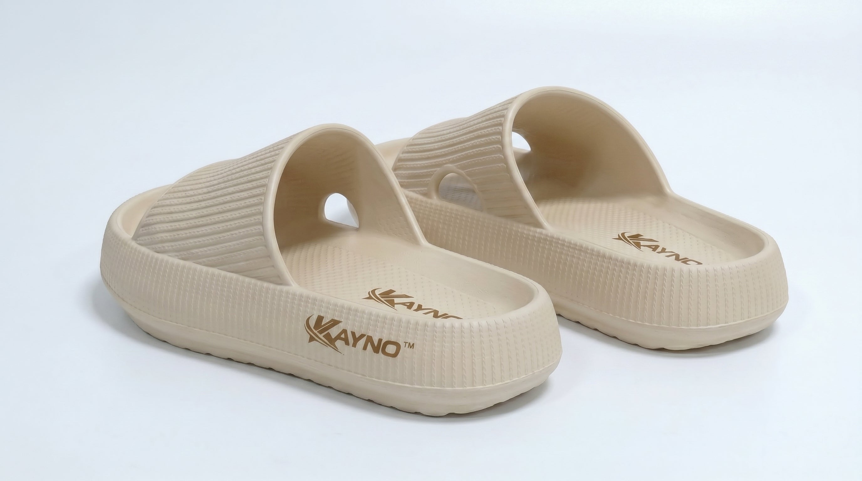 KAYNO Vanille Memory-Foam-Pantolette in Seitenansicht